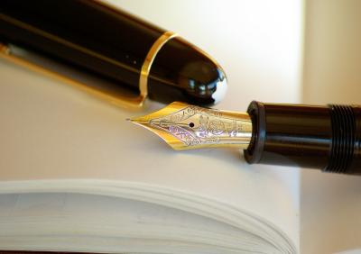 Stift Füller leere Seite schreiben