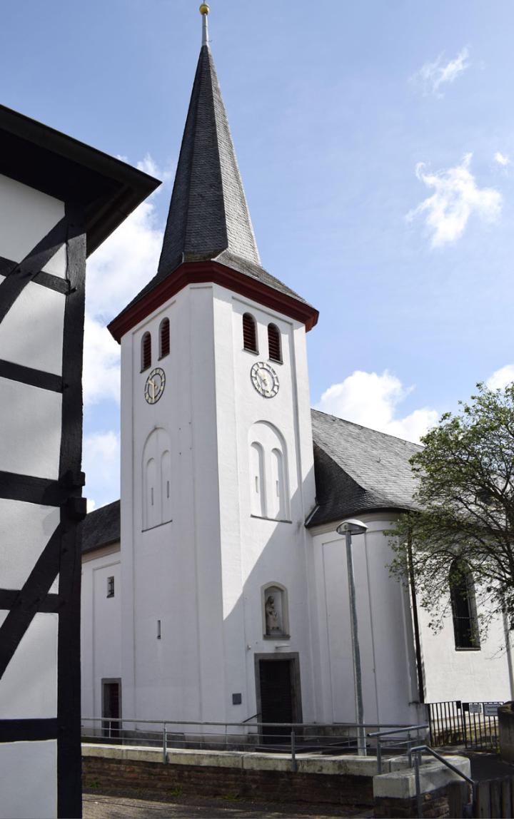 Kirche St. Pantaleon | Brühl-Pingsdorf