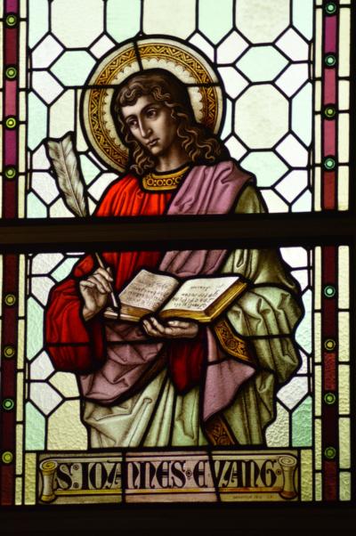 Hat die Bibel Recht-Kirchenfenster Johannes